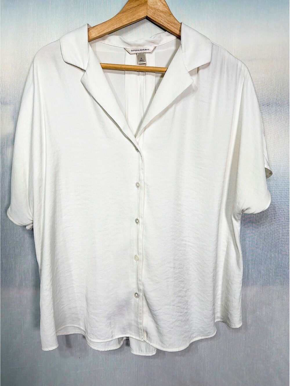 Banana Republic Short Sleeve Button Up Blouse Women's Medium